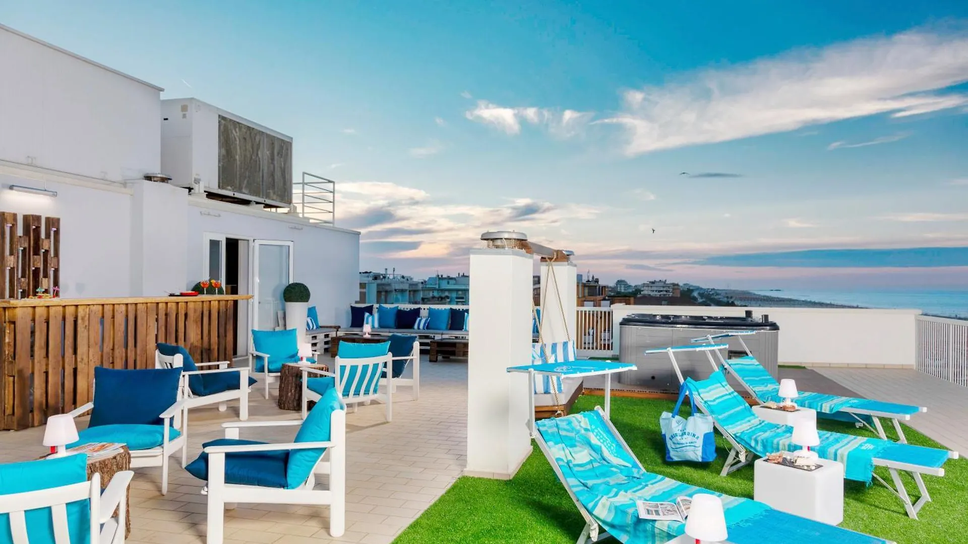 G House Rimini Spiaggia Italië